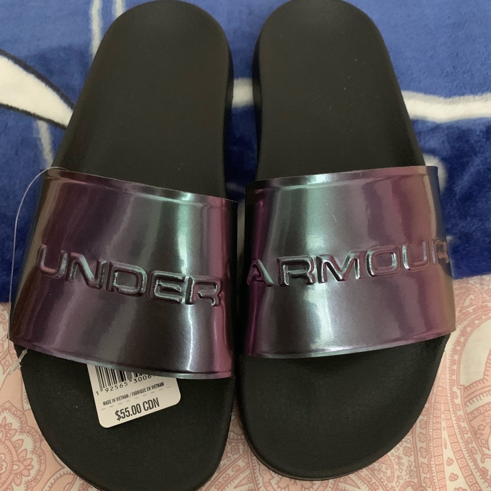 Under armour female slides